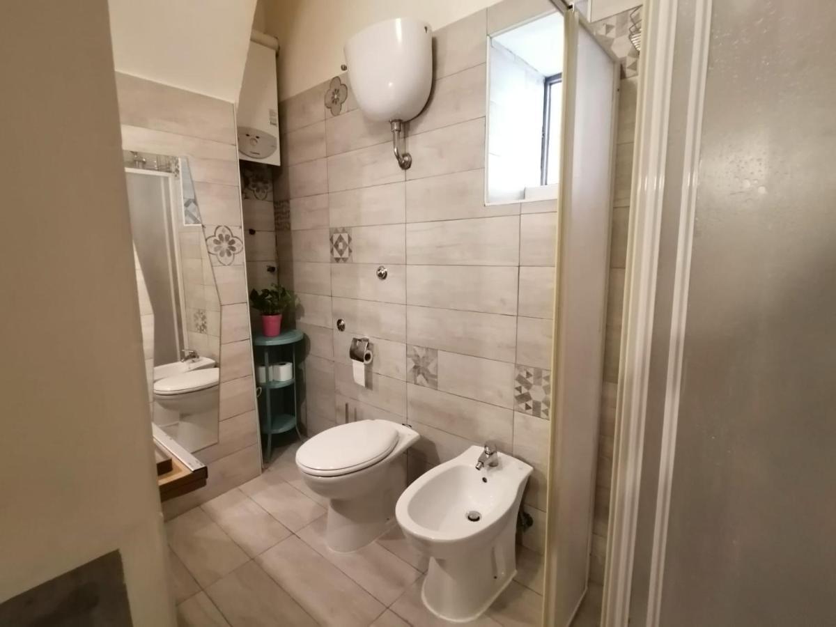 E' Zarellare 2.0 Apartment Naples Luaran gambar